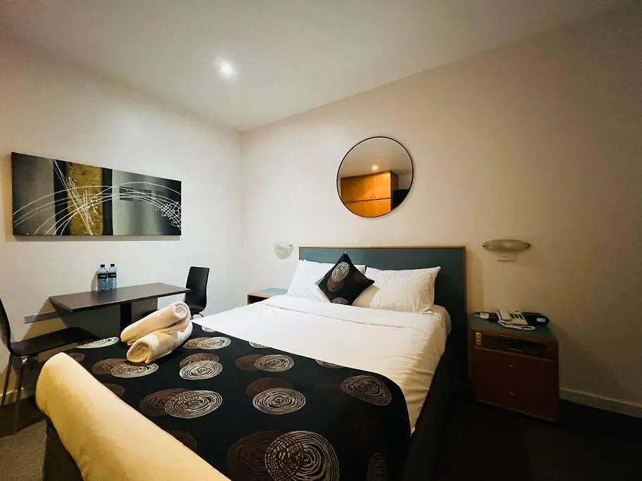 City Ex Hotel Ensuite Room In City 408 Adelaide Apartment