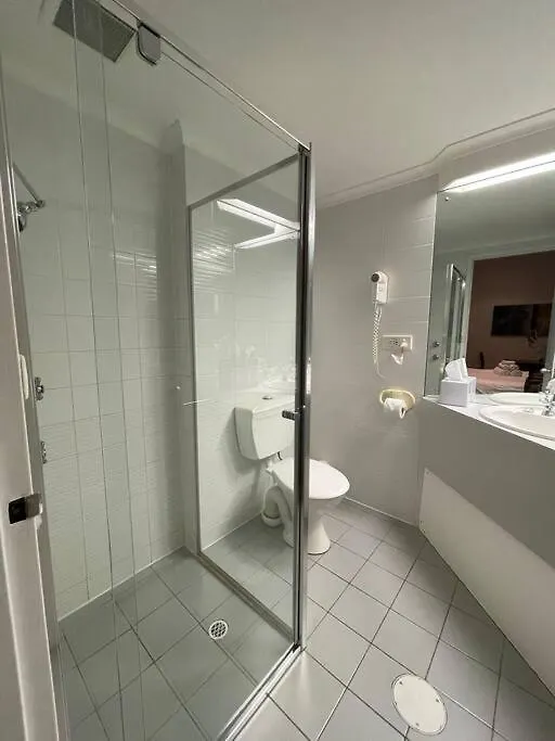 City Ex Hotel Ensuite Room In City 408 Adelaide 0*,  Australien