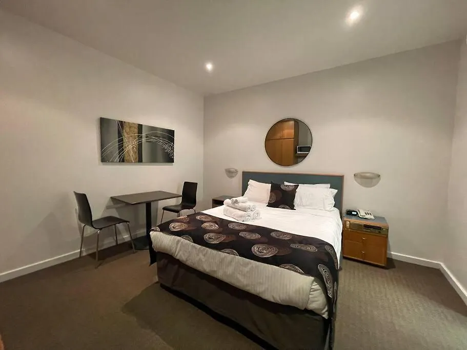 City Ex Hotel Ensuite Room In City 408 Adelaide 0*,  Australien