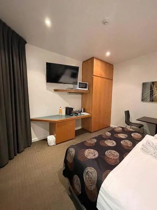 City Ex Hotel Ensuite Room In City 408 Adelaide