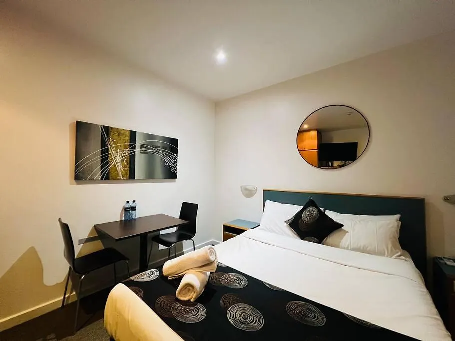City Ex Hotel Ensuite Room In City 408 Аделаида Австралия